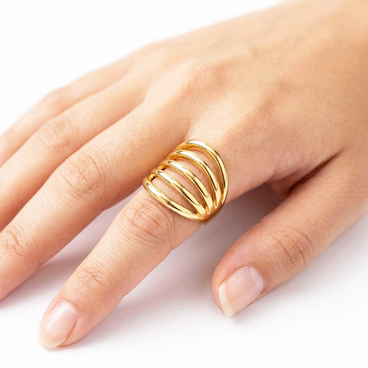 Aurelia Line Ring