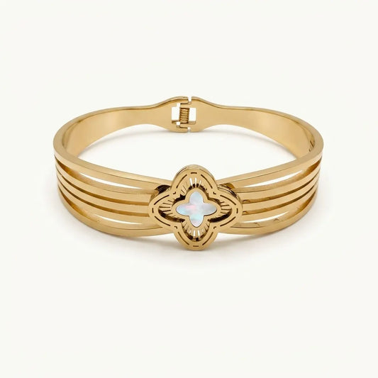 Clover Crest Bracelet