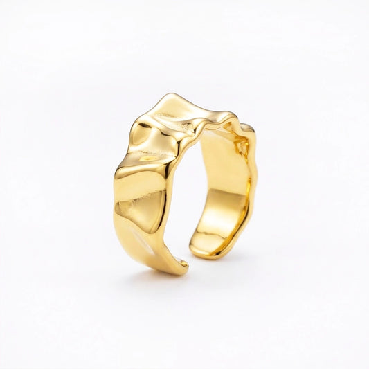 Sculpted Gold Ring